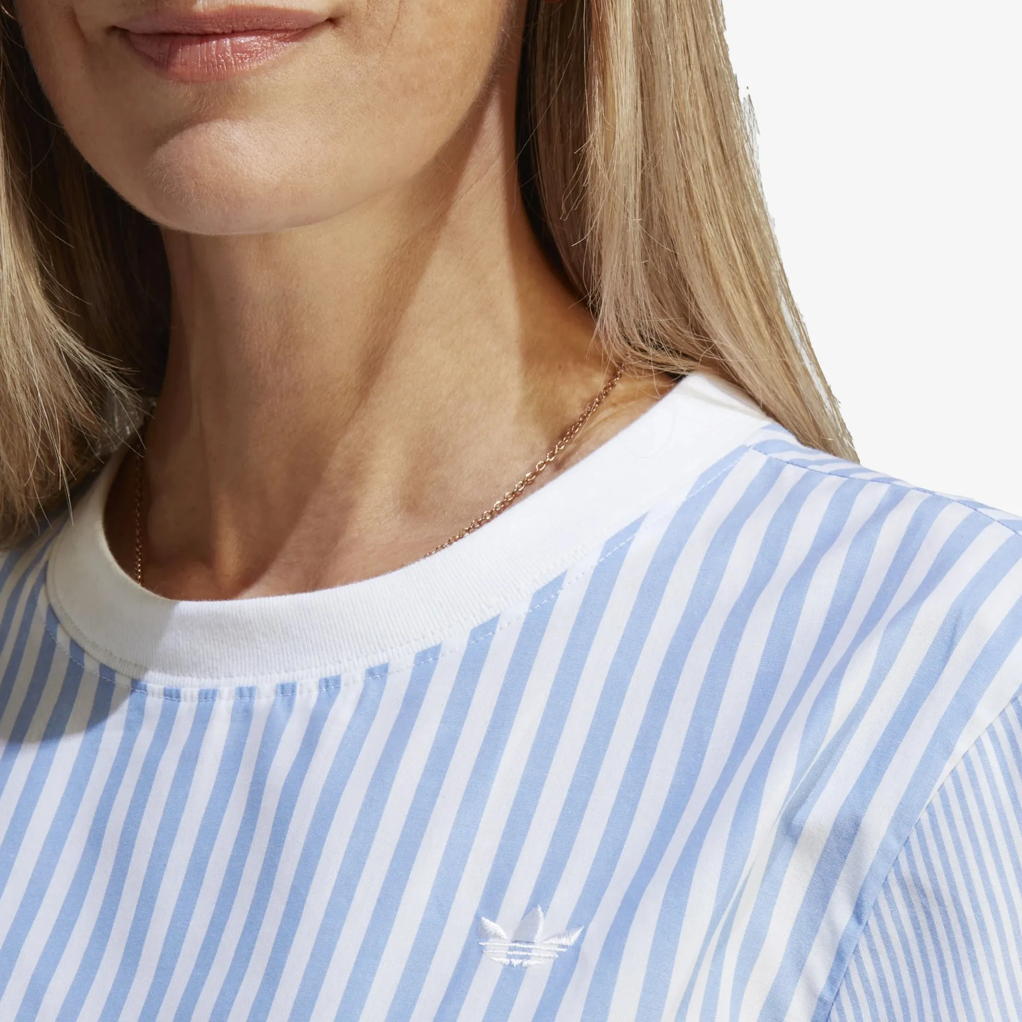 Adidas Originals | WMN'S PREMIUM ESSENTIALS POPLIN TEE  { WHITE/BLUE