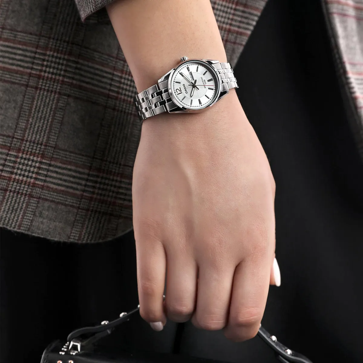 Casio - Enticer Ladies - LTP-1335D-7AVDF