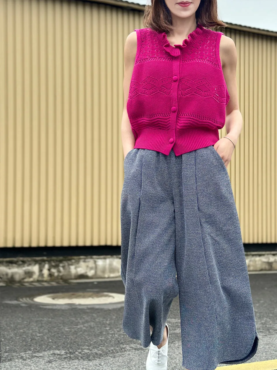 Hot Pink Ruffle Collar Pattern-stitched Button Front Vest