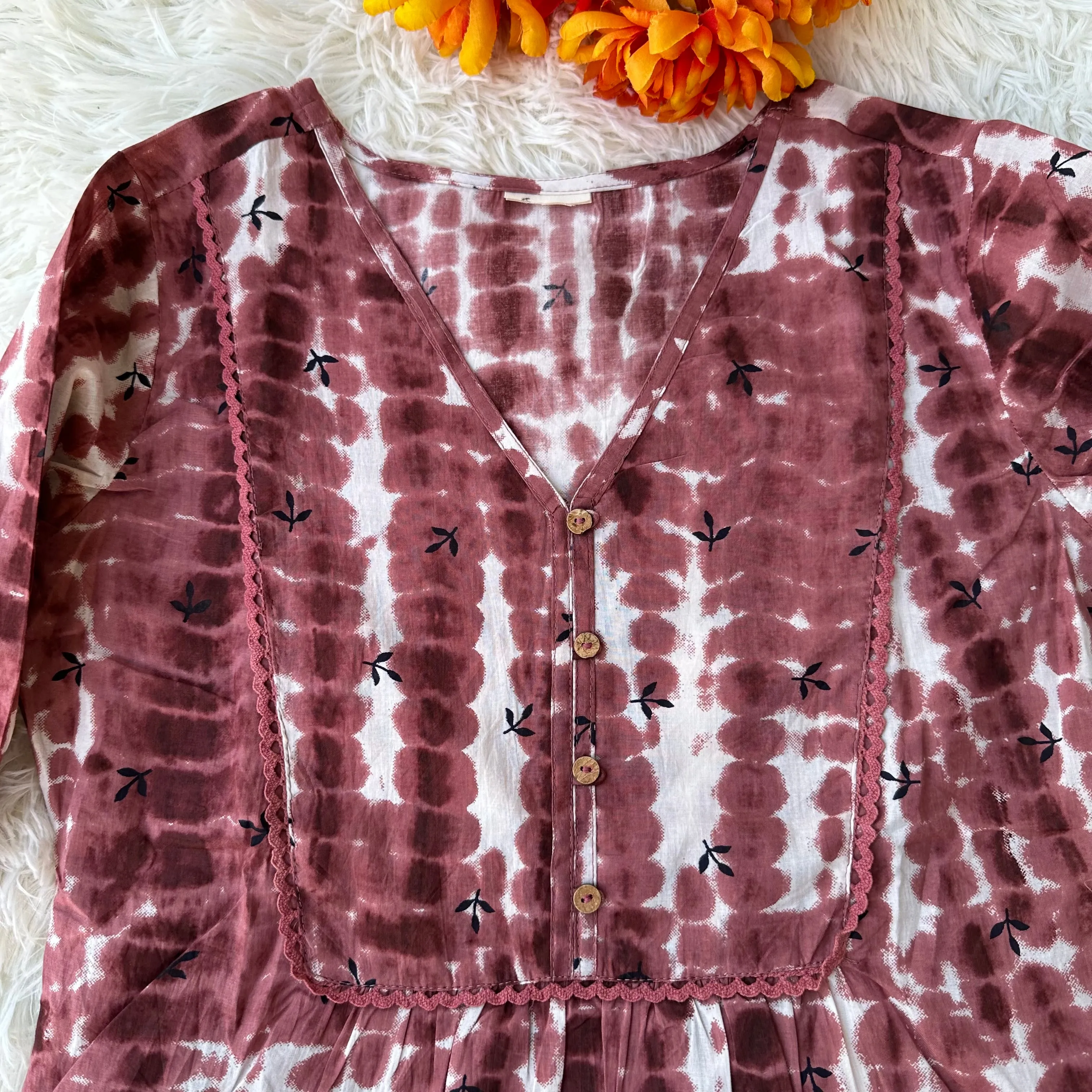 Stylish Comfort: Women's Light Brown Cotton Tie-Dye Printed Straight Kurta